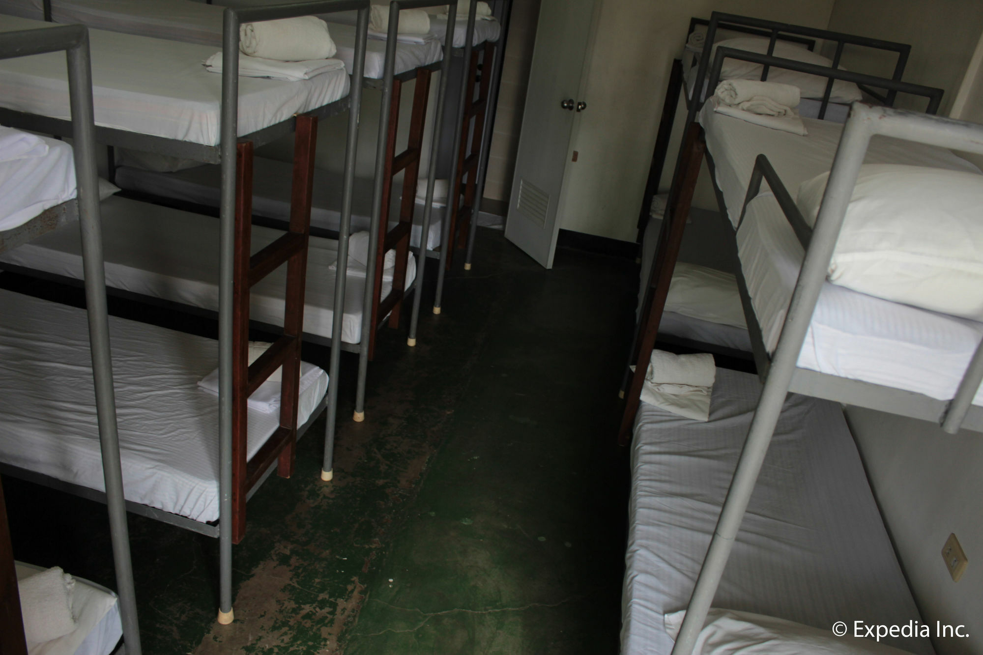 Reddoorz Plus Near Vigan Convention Center Extérieur photo