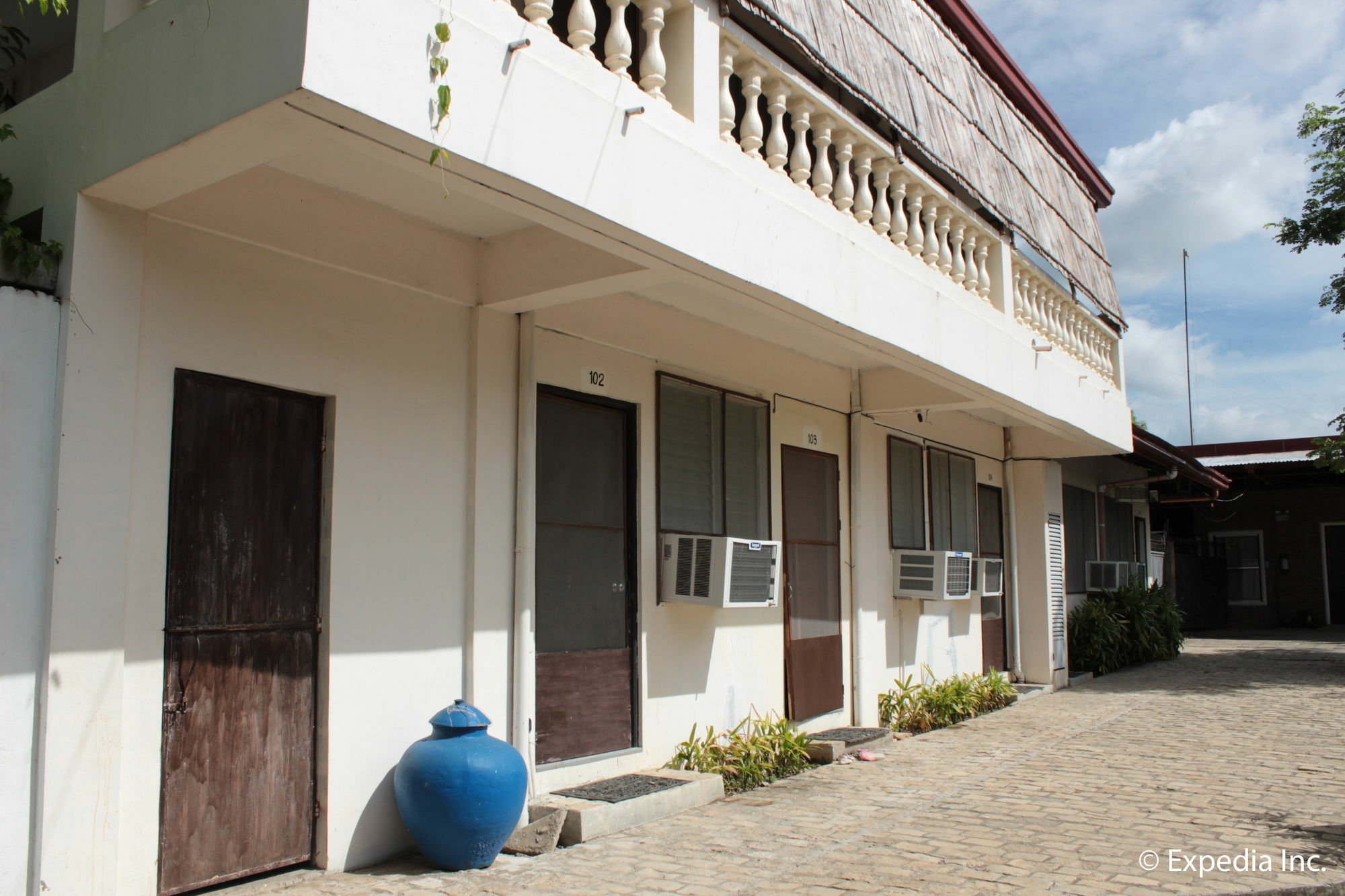 Reddoorz Plus Near Vigan Convention Center Extérieur photo