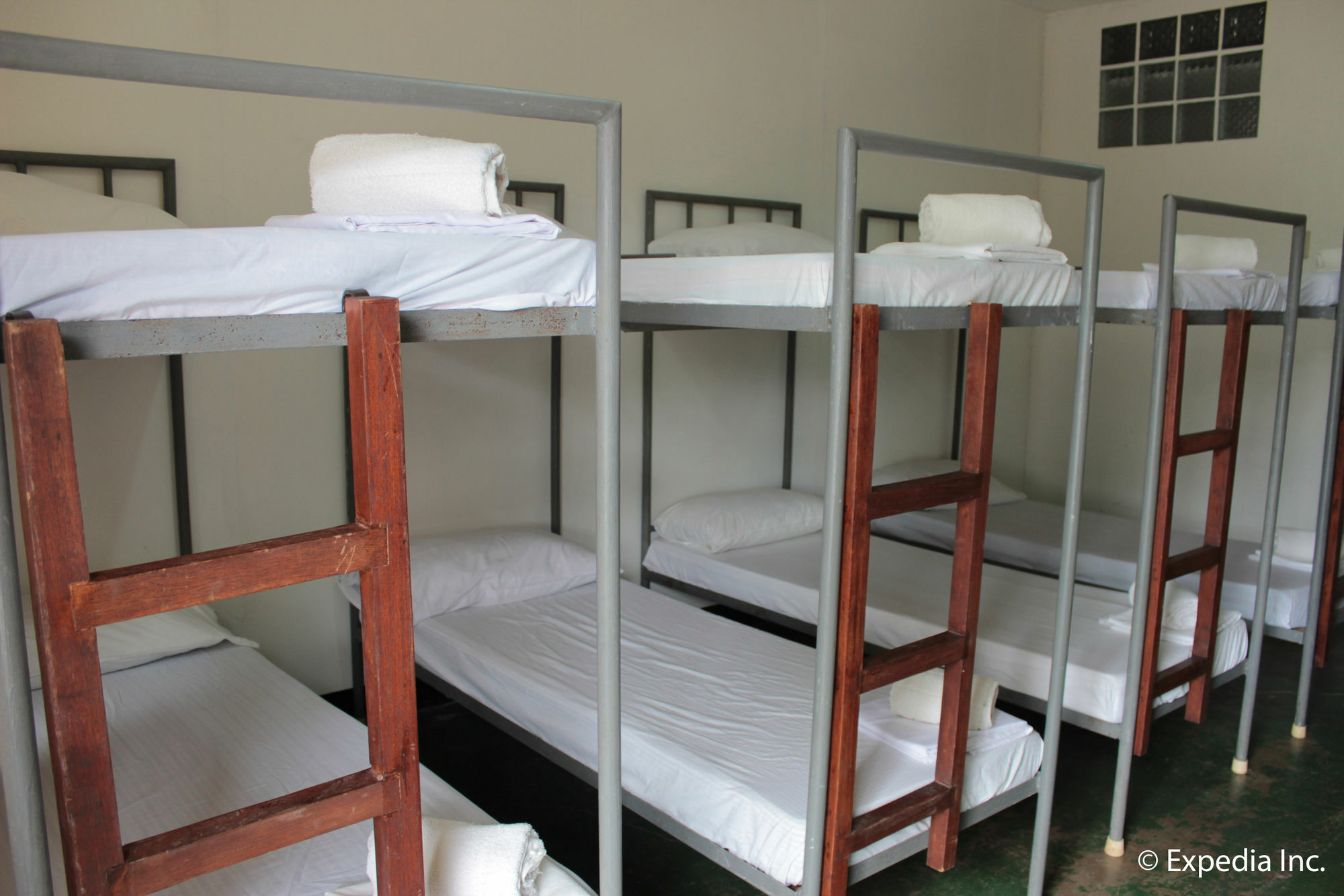 Reddoorz Plus Near Vigan Convention Center Extérieur photo