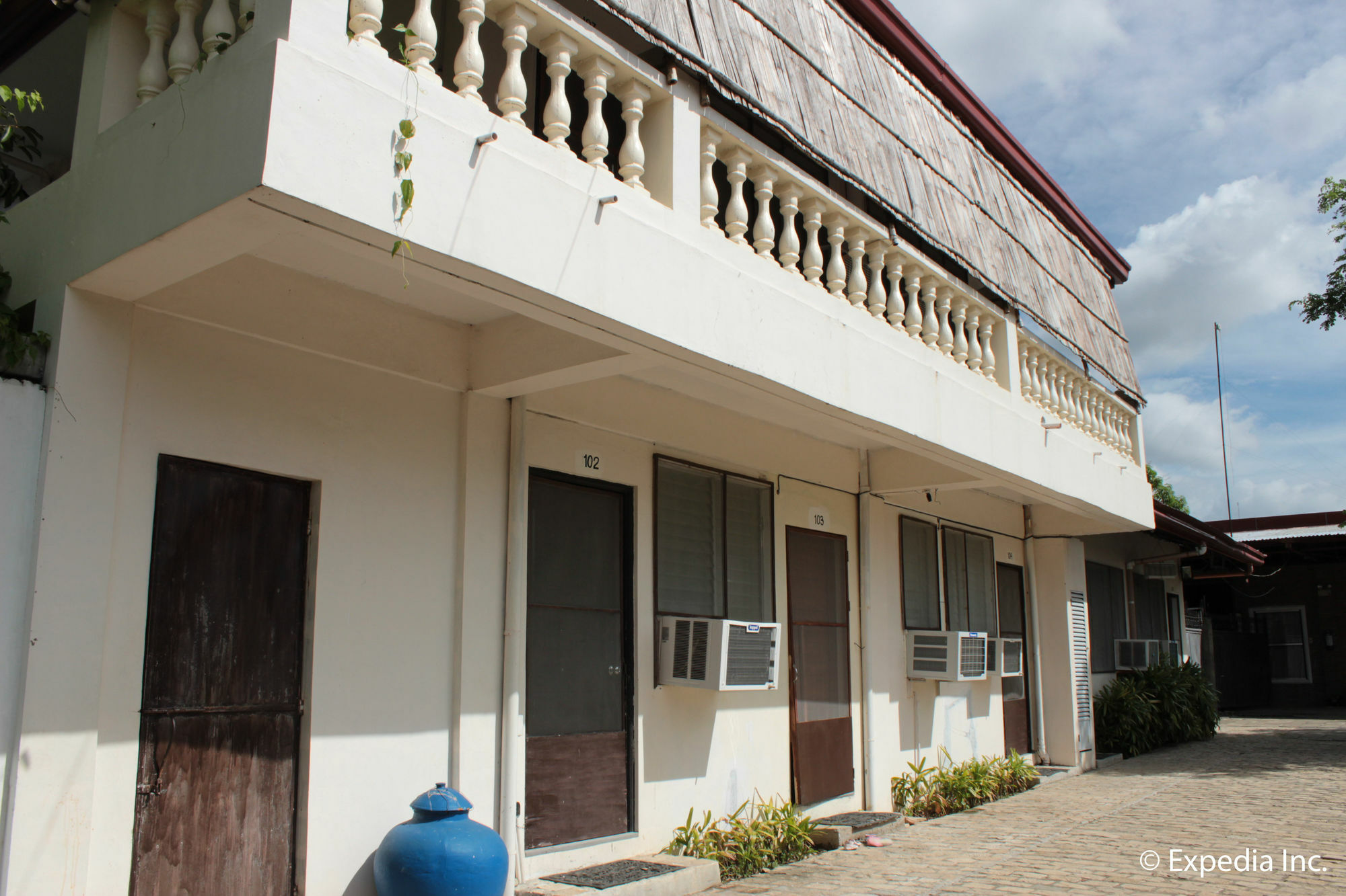 Reddoorz Plus Near Vigan Convention Center Extérieur photo