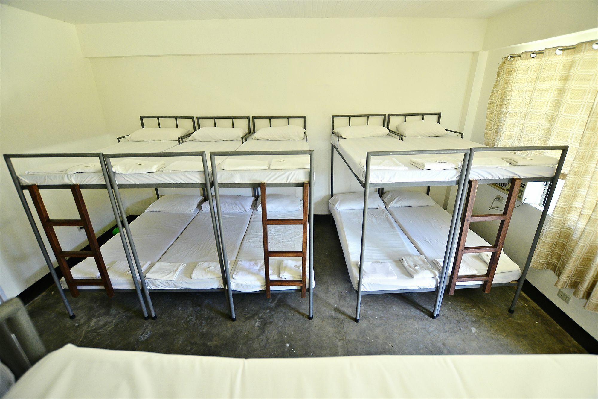 Reddoorz Plus Near Vigan Convention Center Extérieur photo